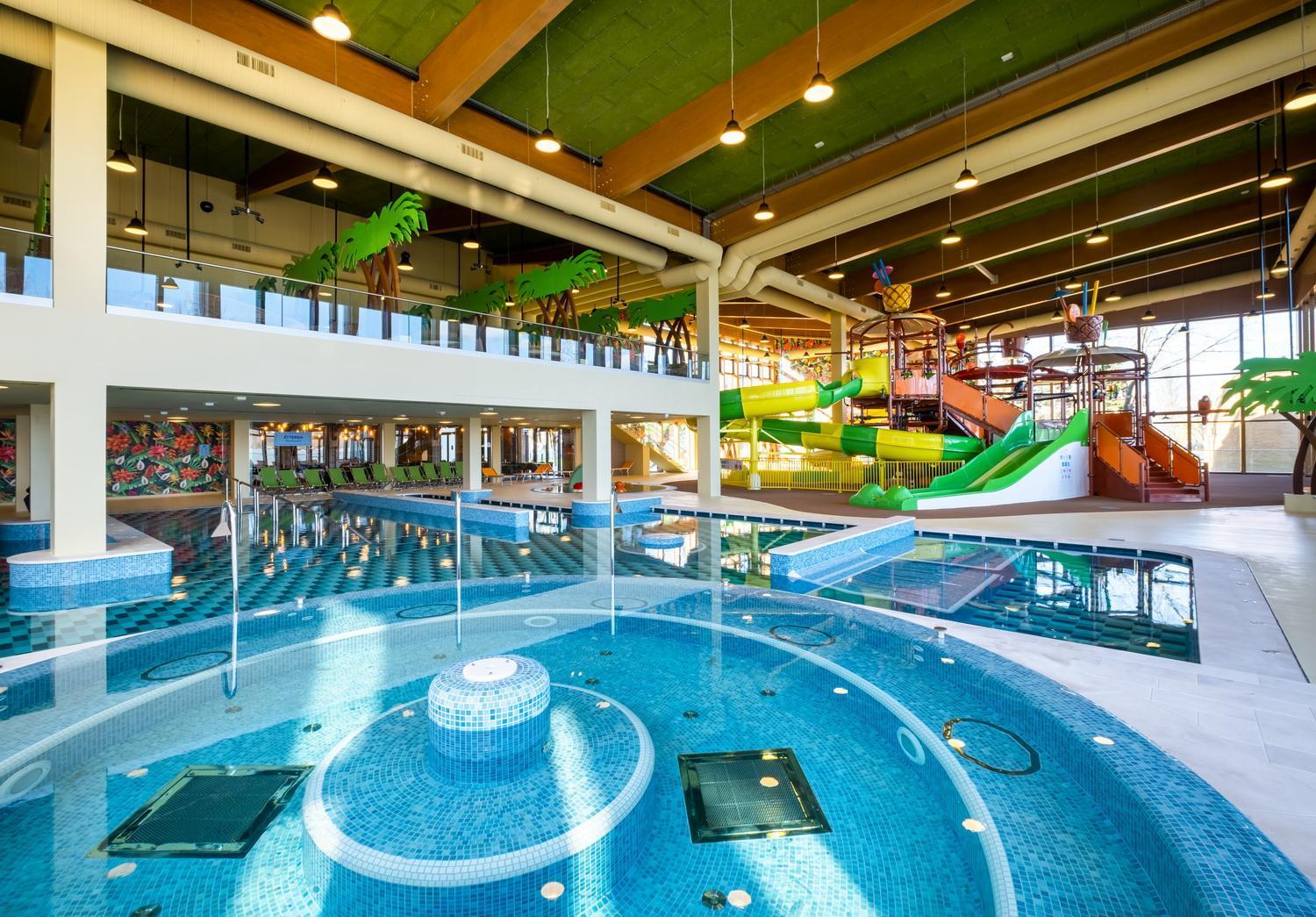 Szántód Moevenpick Balaland Resort Lake Balaton מראה חיצוני תמונה