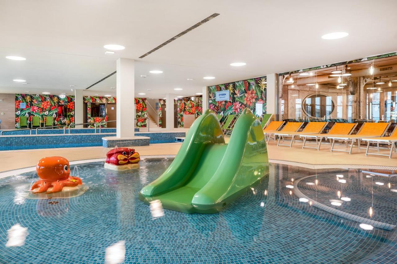 Szántód Moevenpick Balaland Resort Lake Balaton מראה חיצוני תמונה
