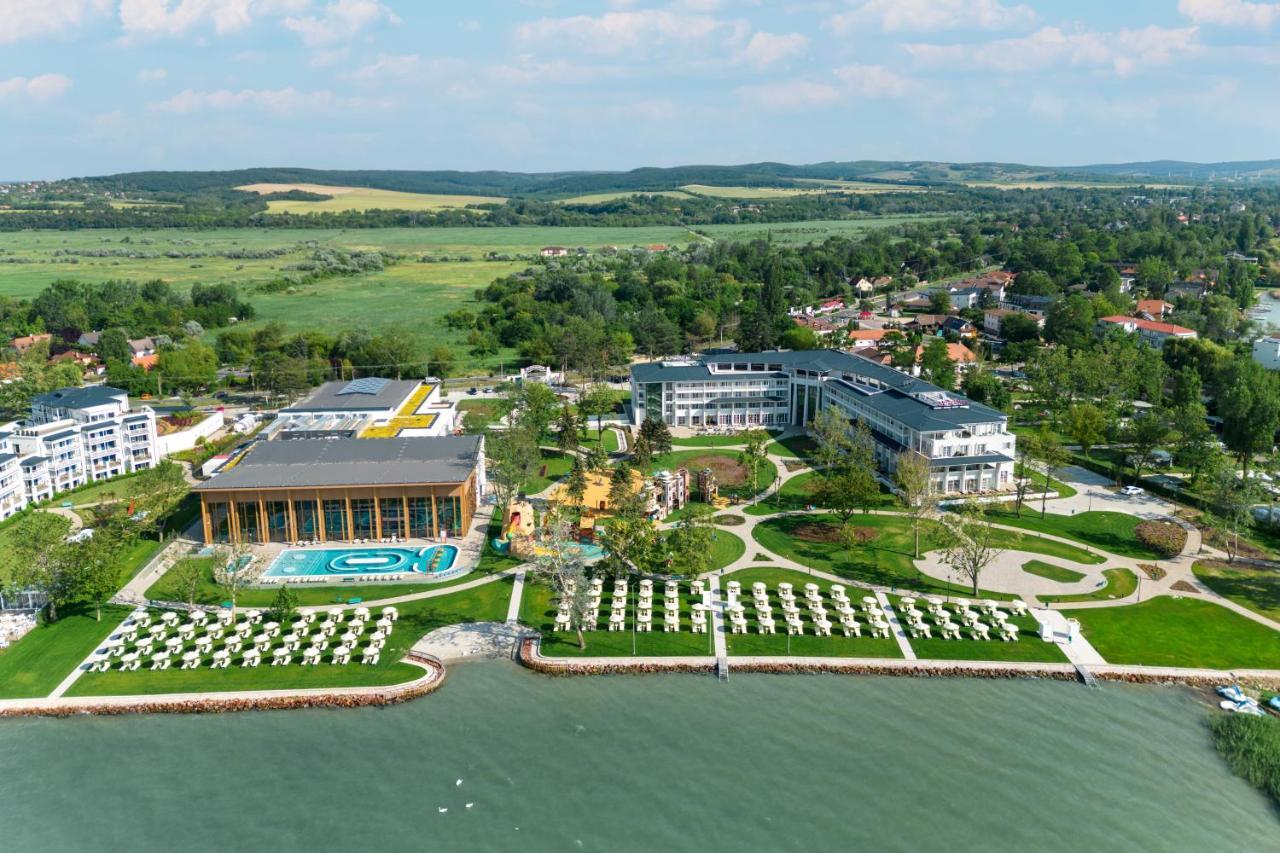 Szántód Moevenpick Balaland Resort Lake Balaton מראה חיצוני תמונה
