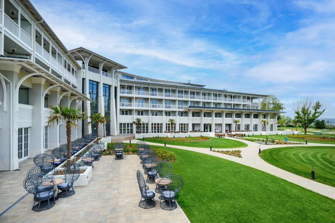 Szántód Moevenpick Balaland Resort Lake Balaton מראה חיצוני תמונה