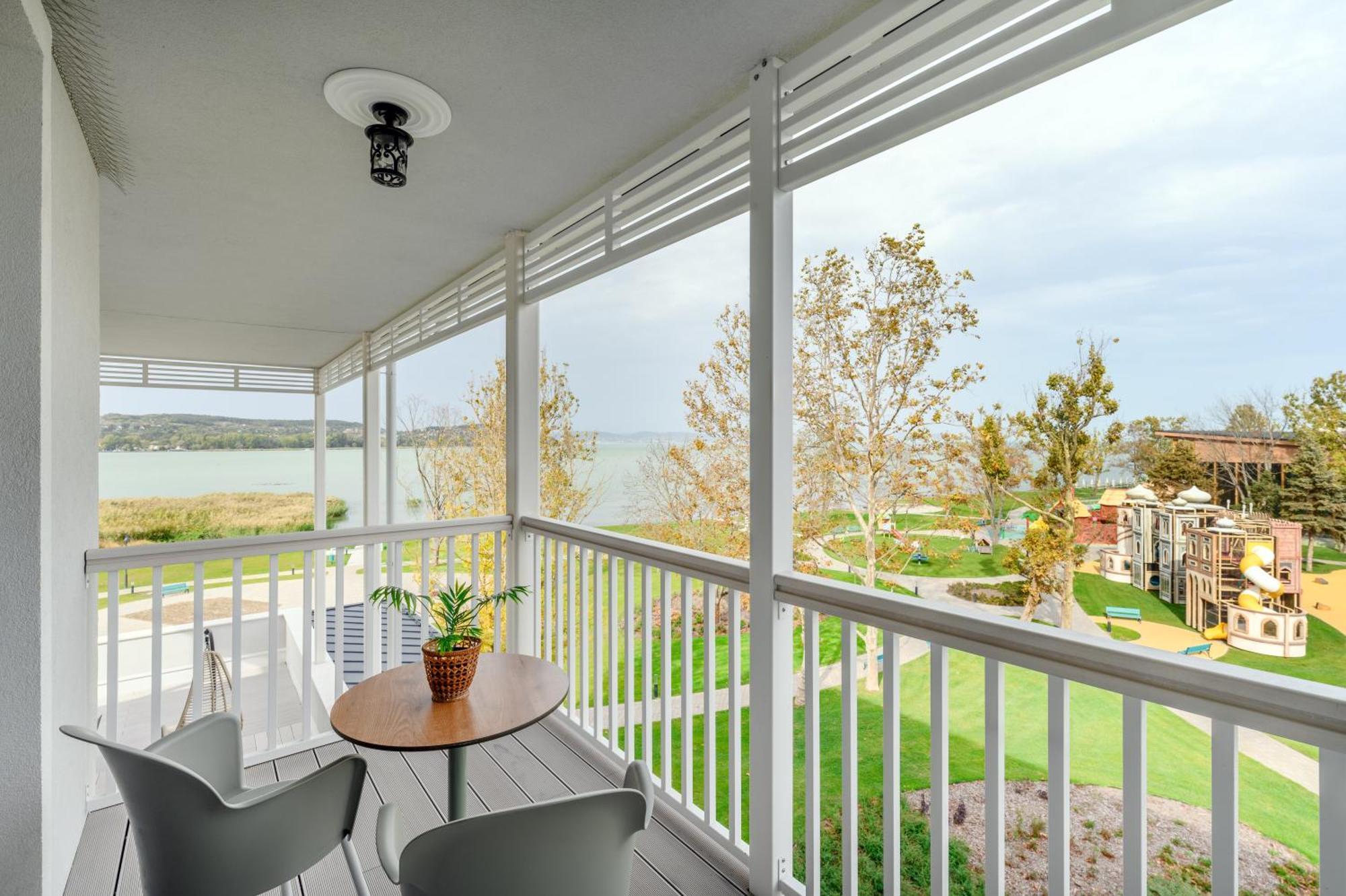 Szántód Moevenpick Balaland Resort Lake Balaton מראה חיצוני תמונה