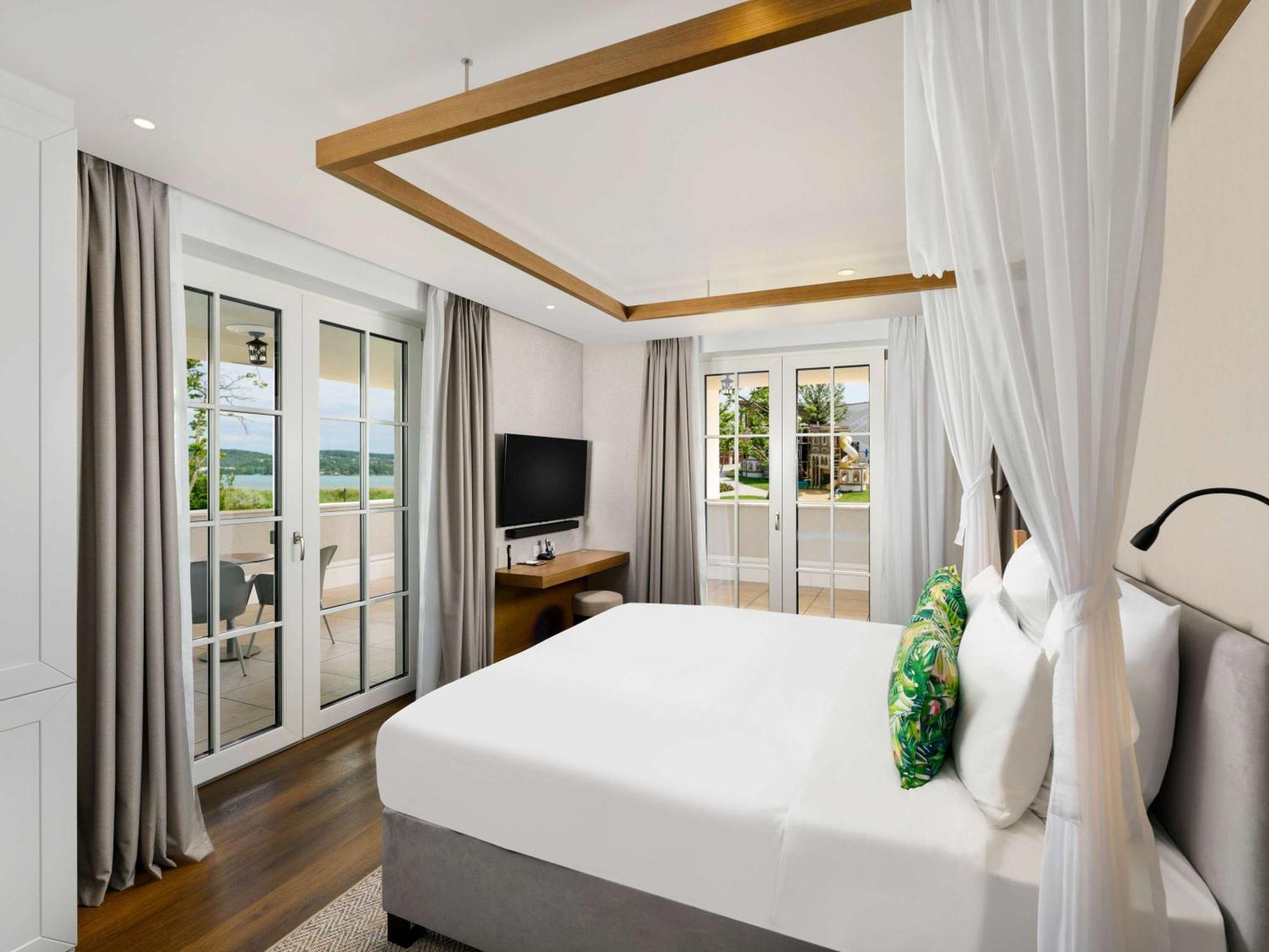 Szántód Moevenpick Balaland Resort Lake Balaton מראה חיצוני תמונה