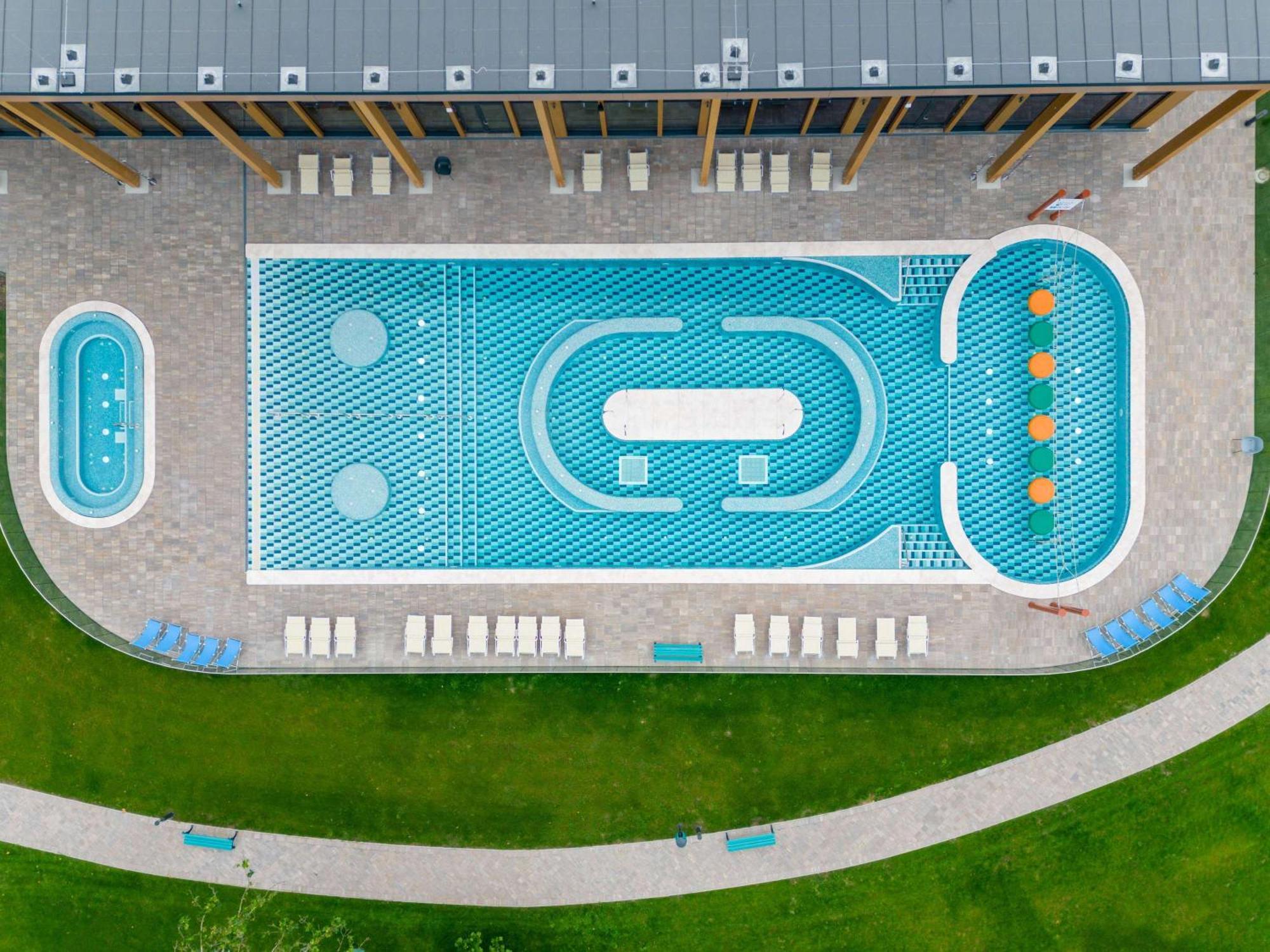 Szántód Moevenpick Balaland Resort Lake Balaton מראה חיצוני תמונה